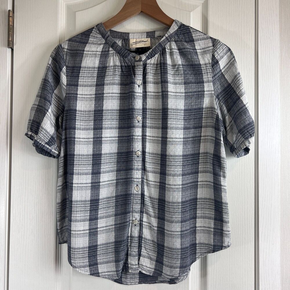 Universal Thread Women's Plaid Short Sleeve Button Front Top Rayon Size XS